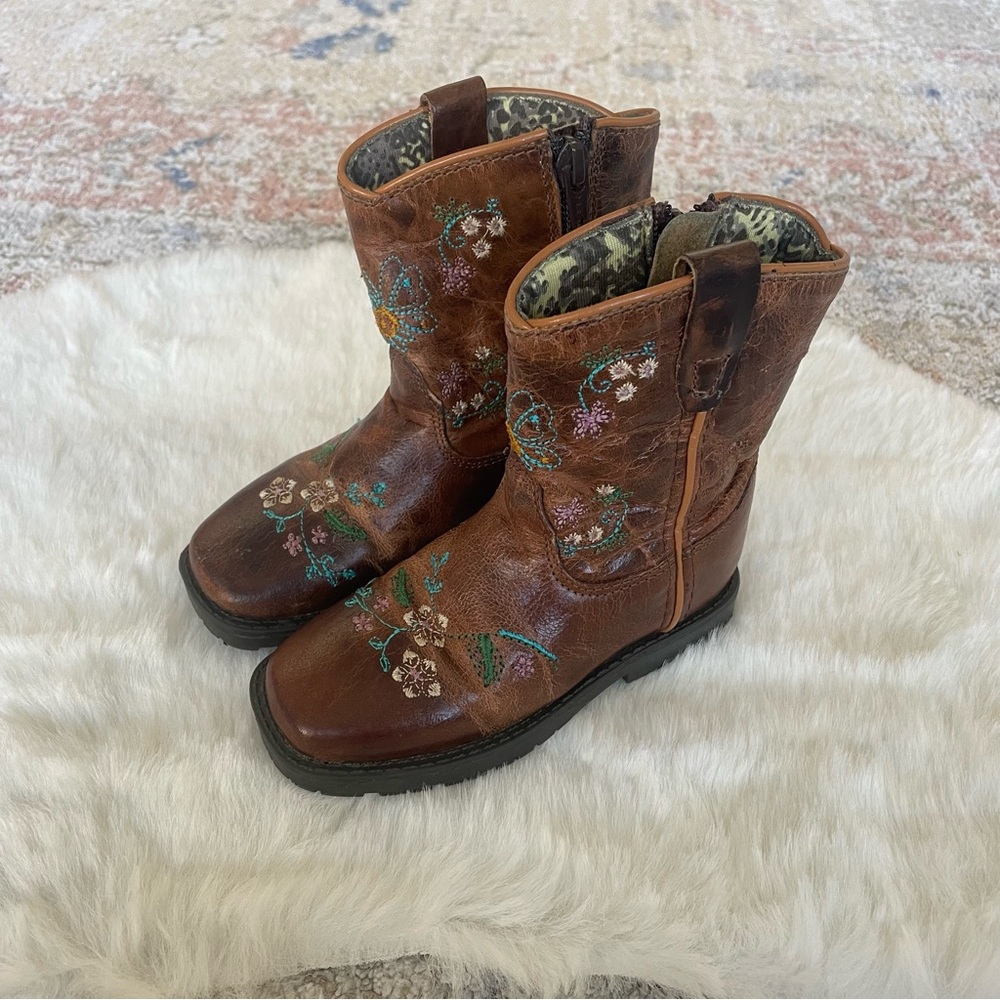 Shyanne Cowgirl Leather Boots